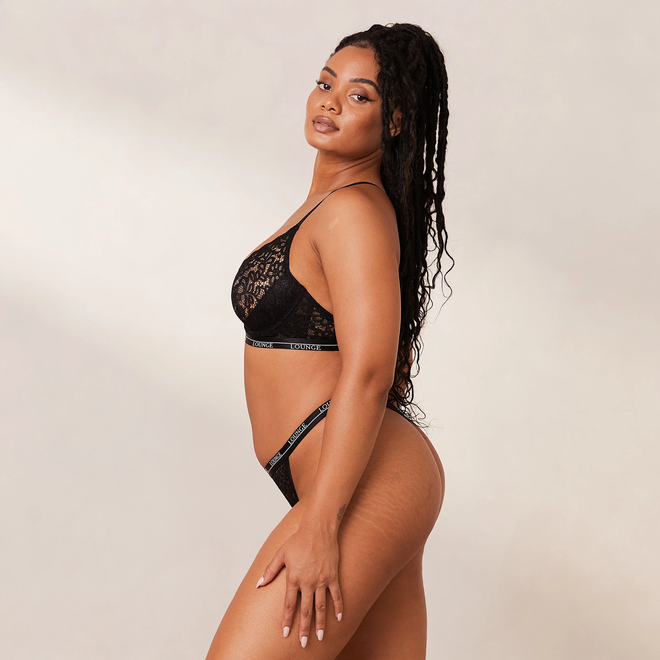 Balcony Bra  - Black - Image 11