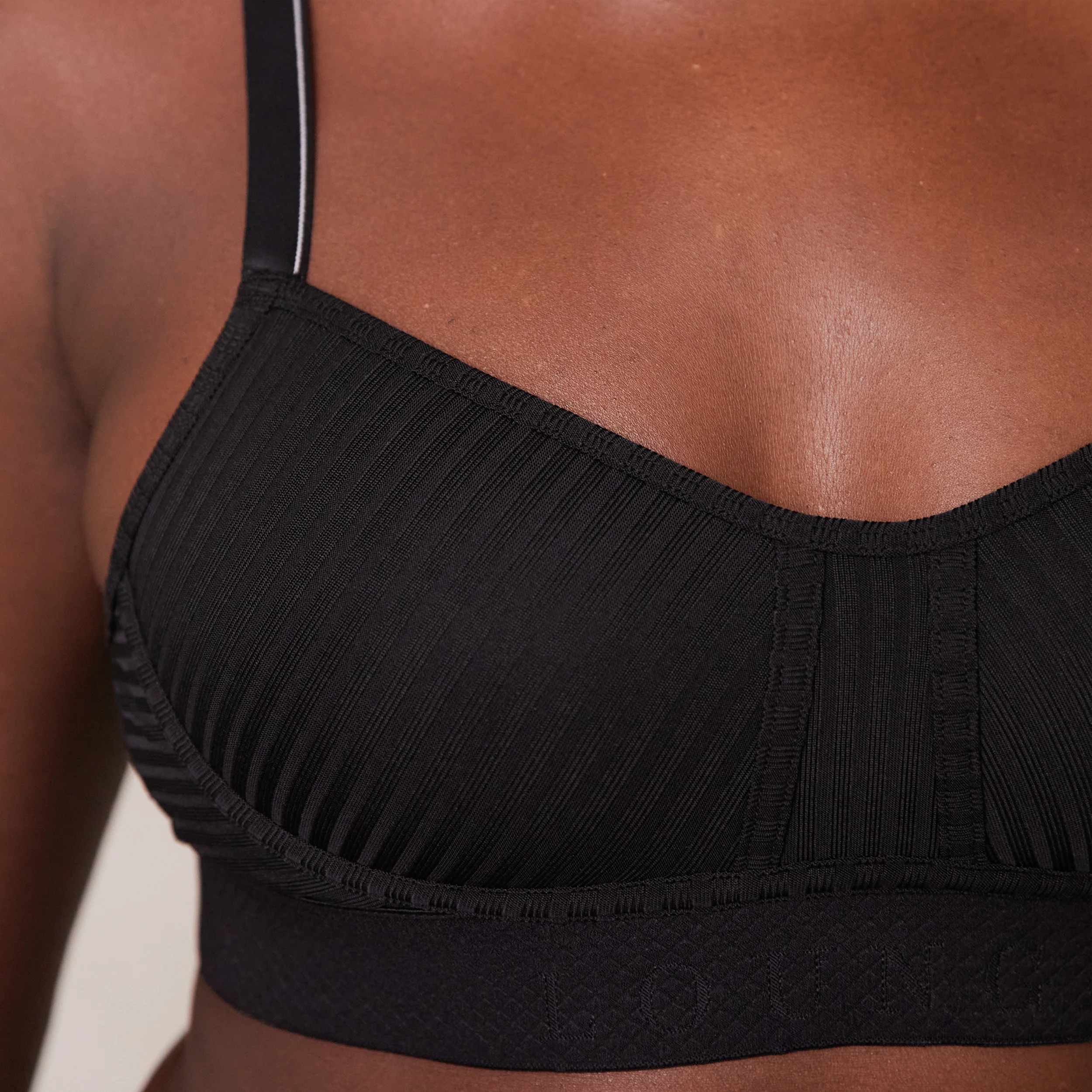 Bare Bra  - Black - Image 10