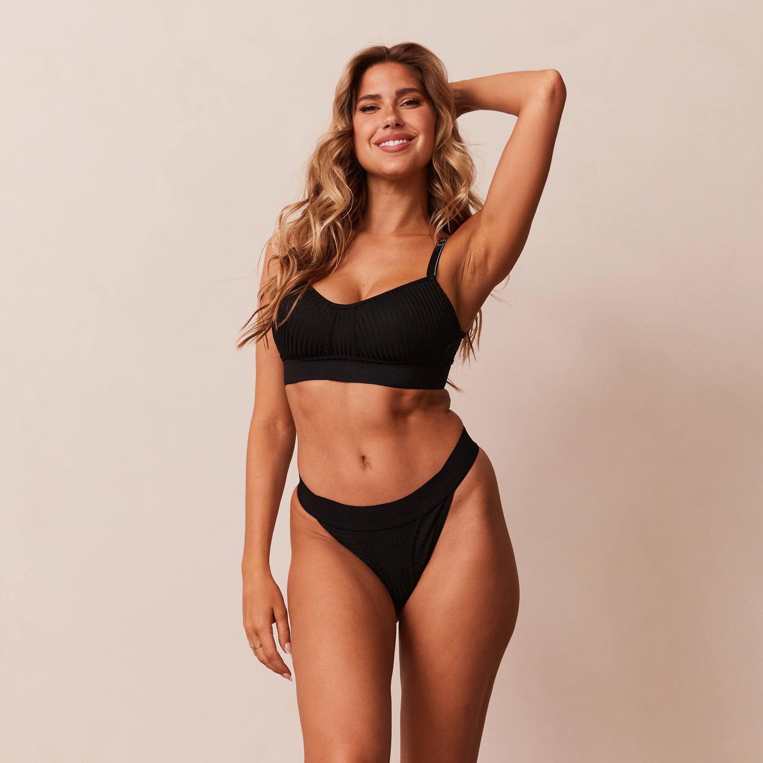 Bare Bra  - Black - Image 3
