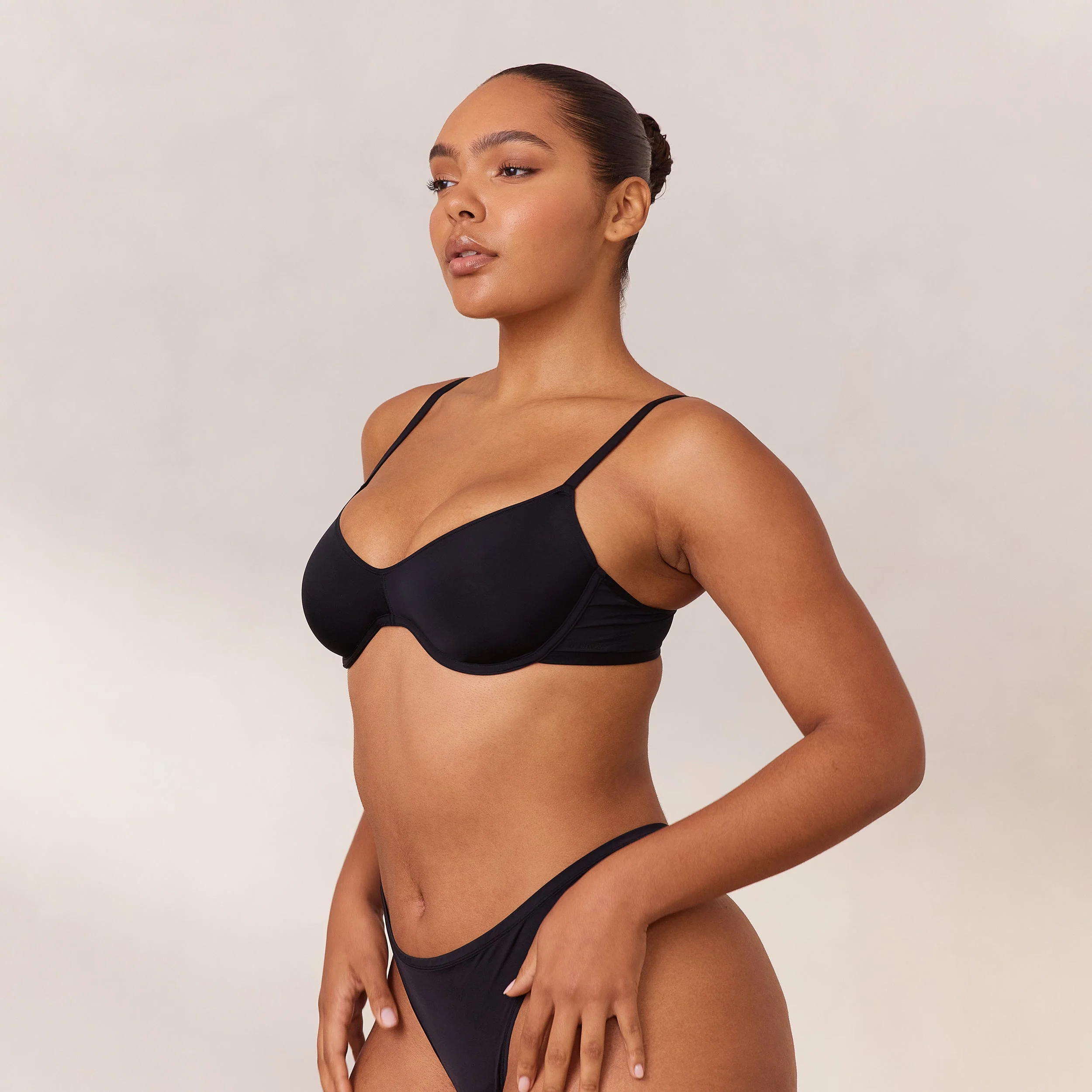 Barely There Plunge Bra - Black - Image 4