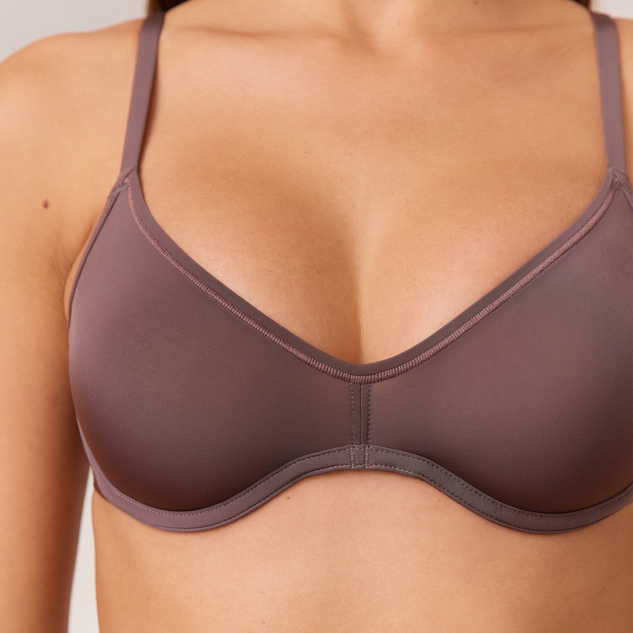 Barely There Plunge Bra - Damson - Image 4