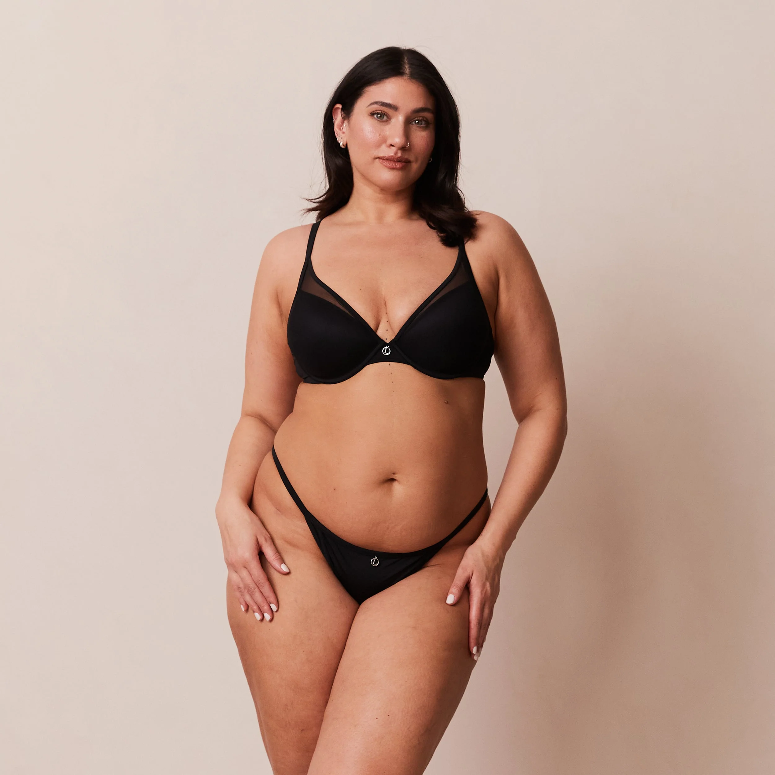 Classic Plunge T-shirt Bra  - Black - Image 13