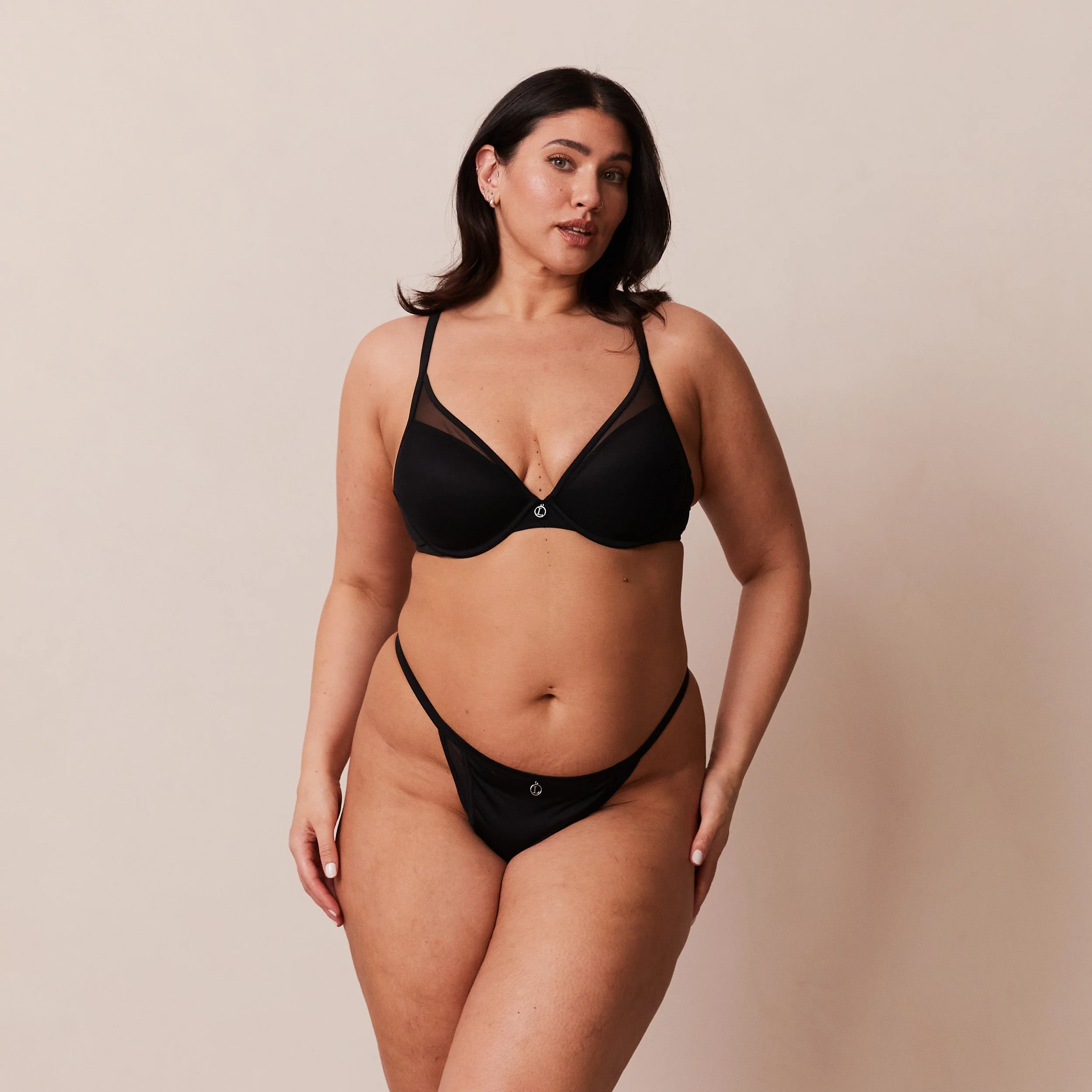 Classic Plunge T-shirt Bra  - Black - Image 7