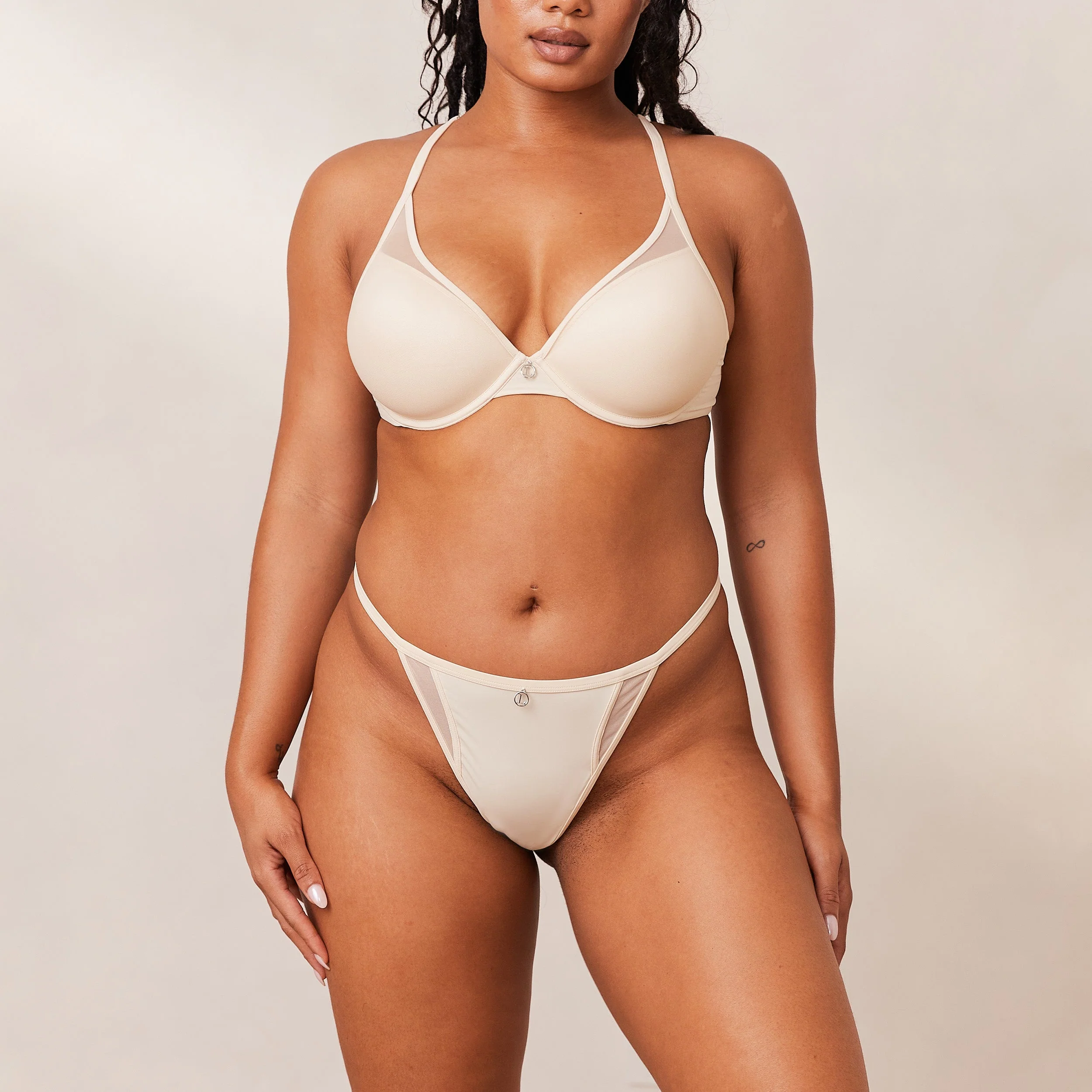 Classic Plunge T-shirt Bra  - Latte - Image 9