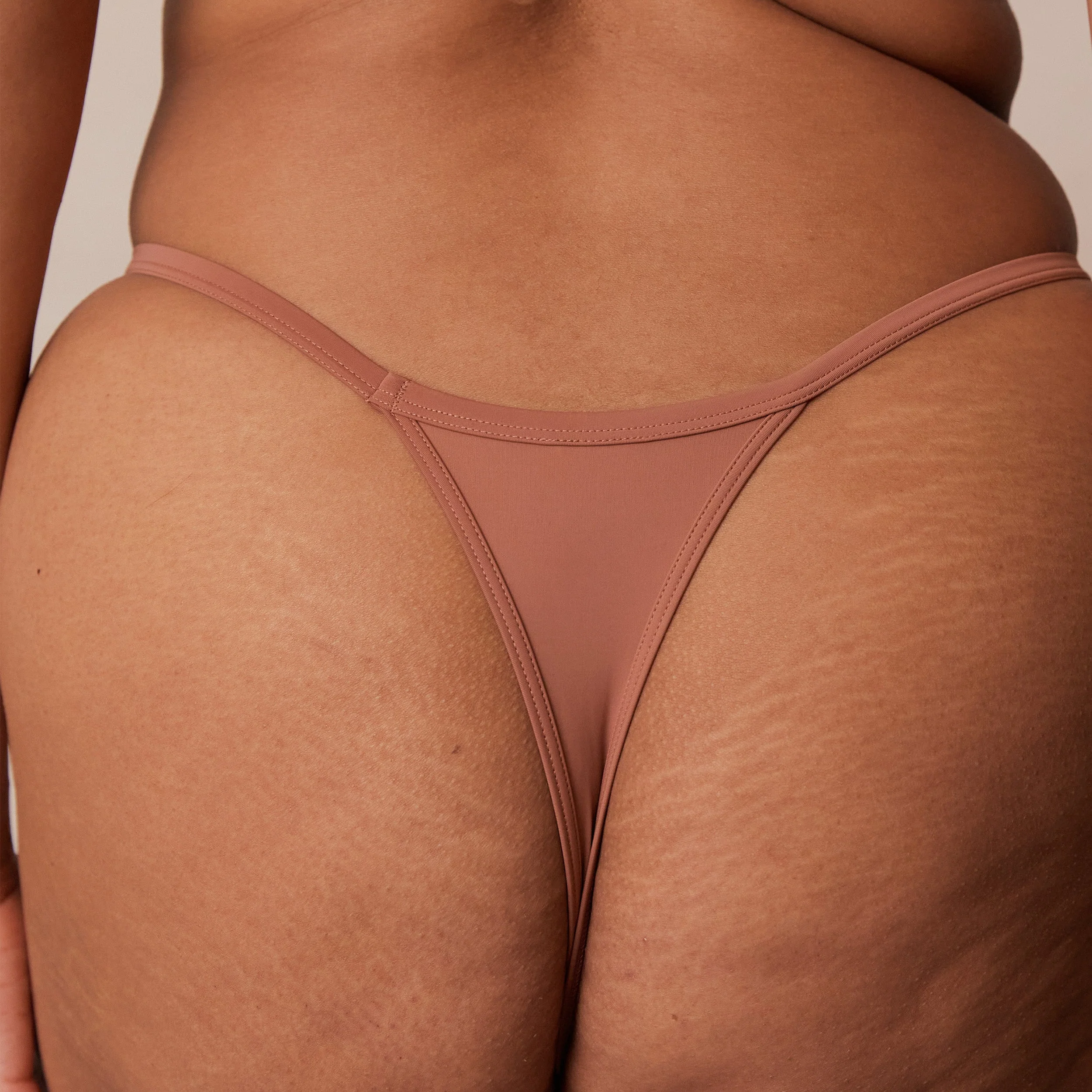 Classic Plunge T-shirt Bra  - Mocha - Image 11
