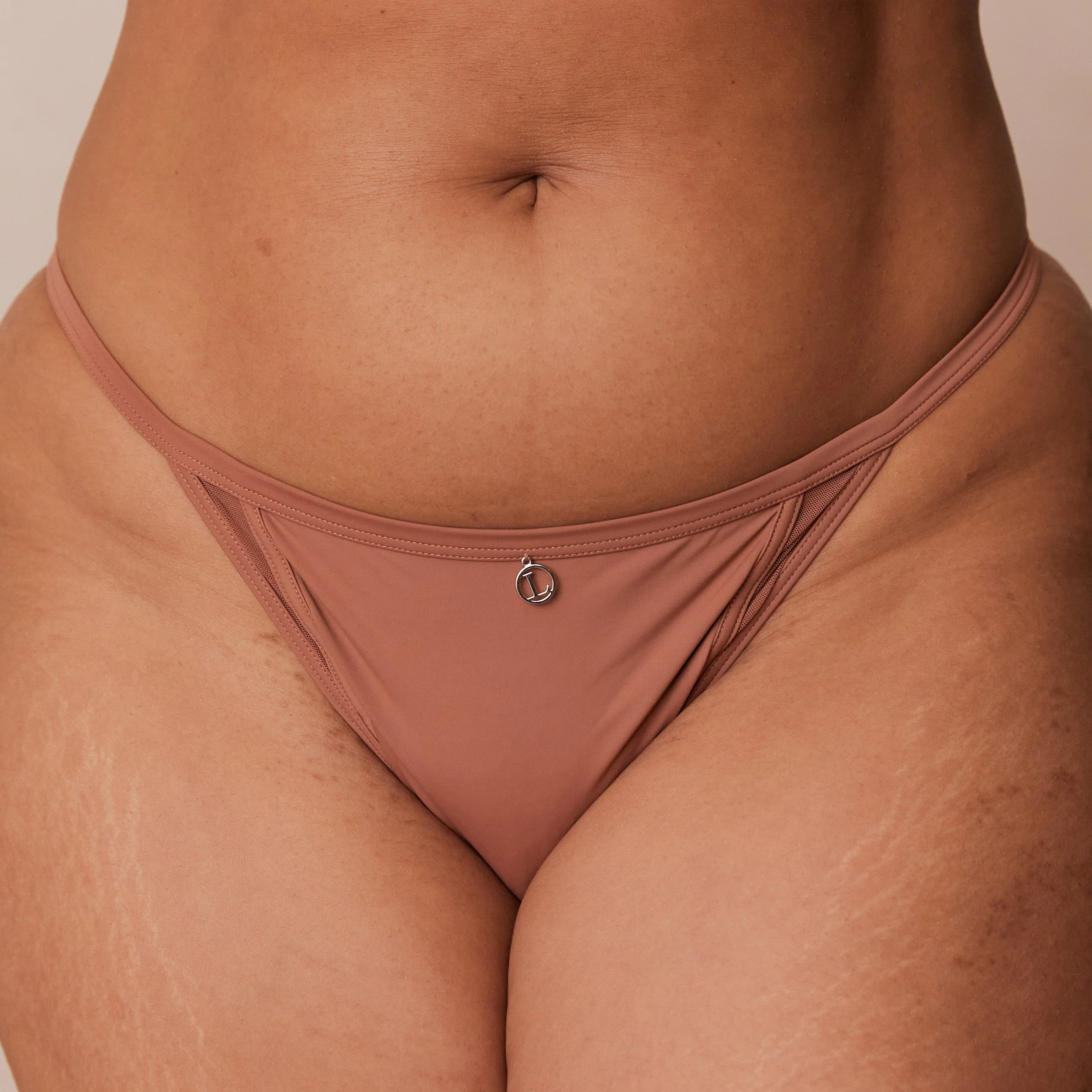 Classic Plunge T-shirt Bra  - Mocha - Image 22