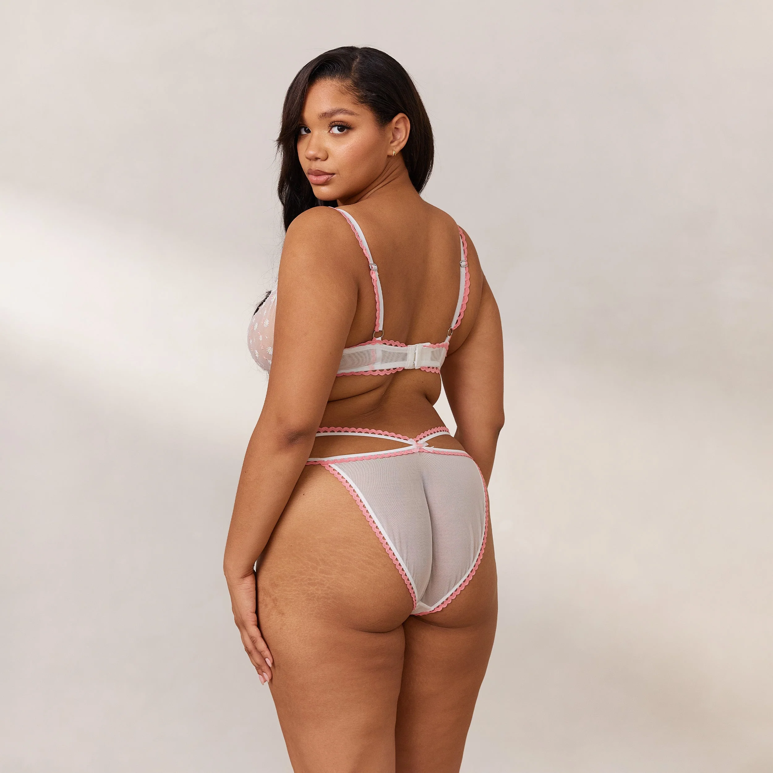 Daisy Embroidered Balcony Bra - White - Image 24