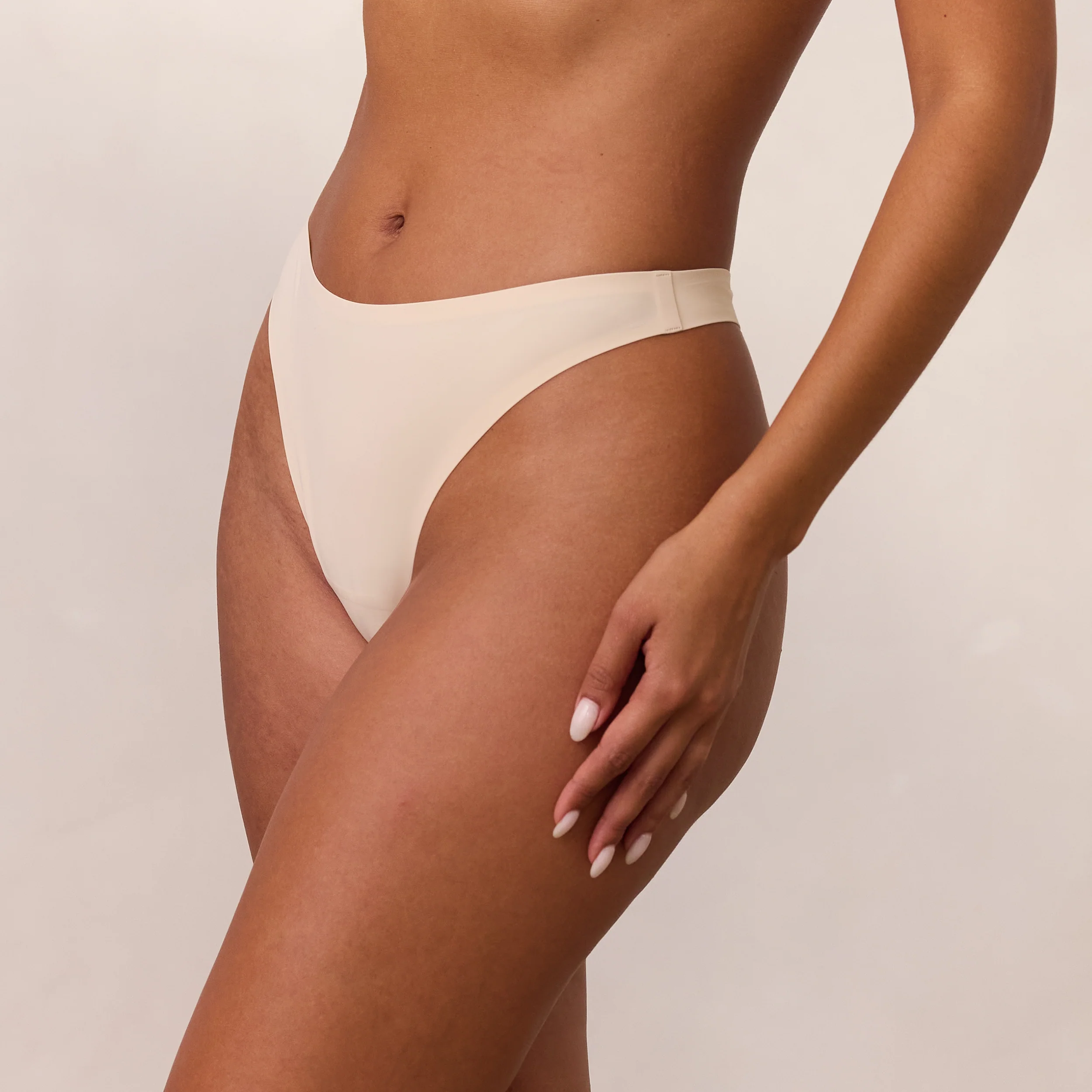 Everyday Form Thong - Vanilla - Image 3