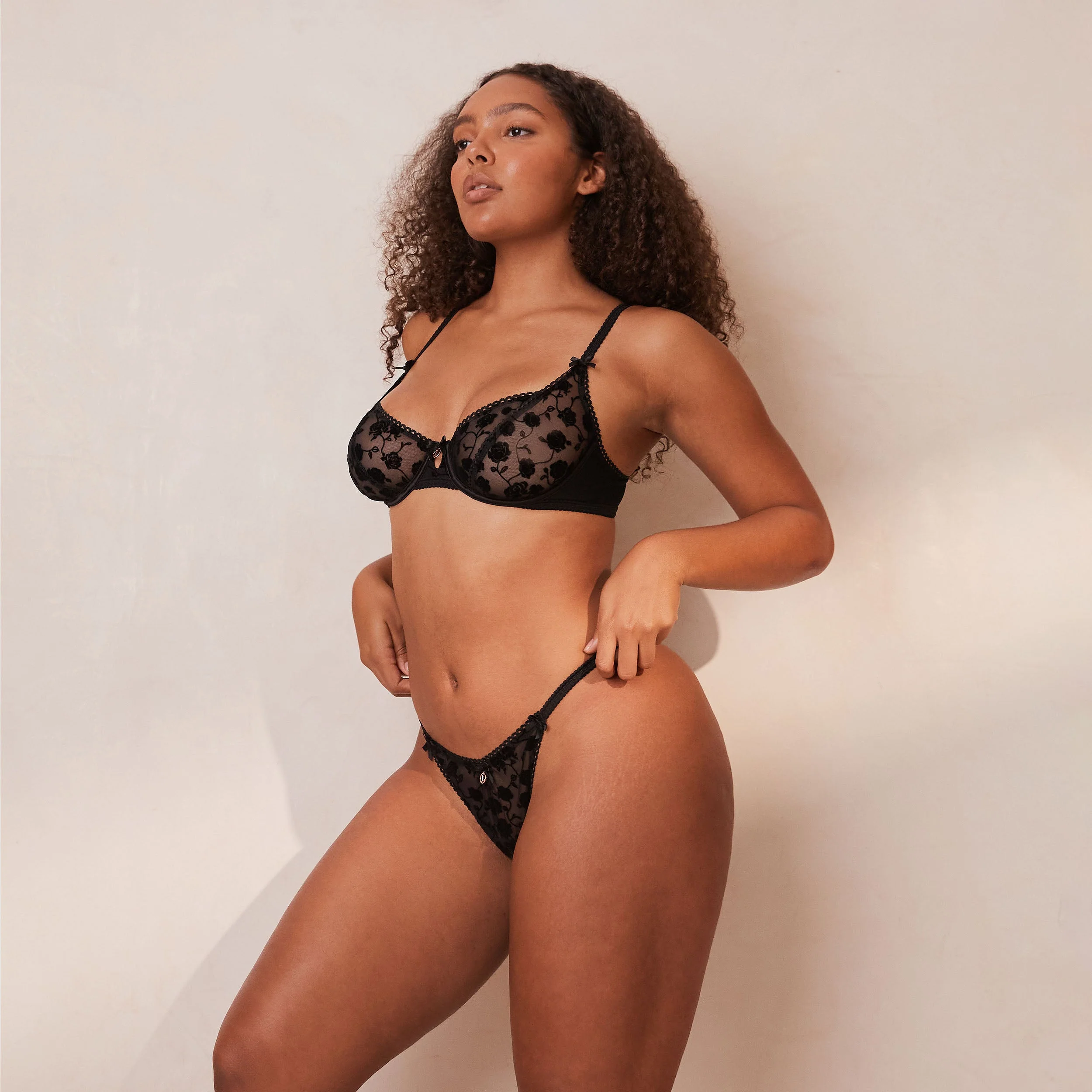 Flocked Floral Balcony Bra - Black - Image 23