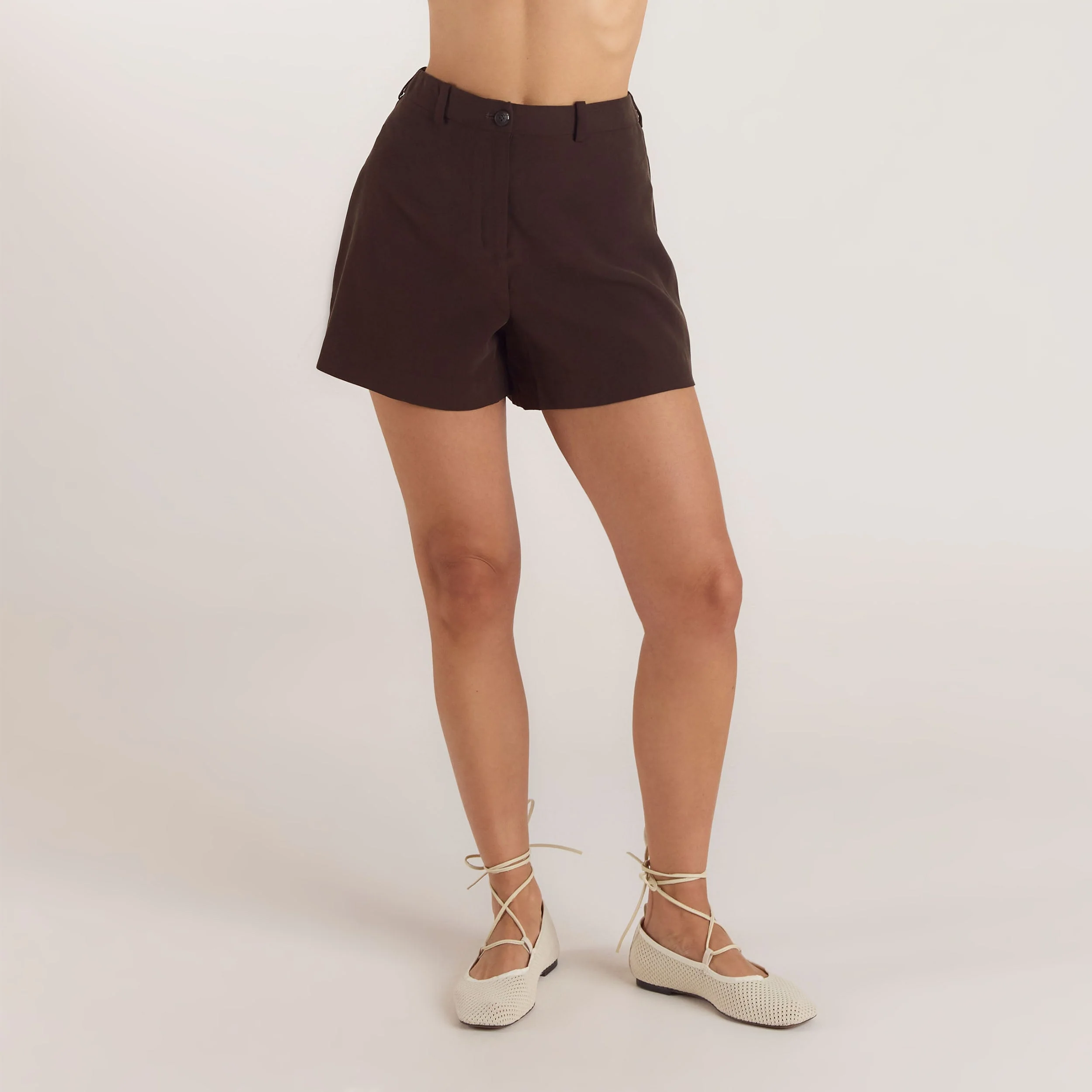 High-Waisted Tailored Shorts - Chocolate - Image 3