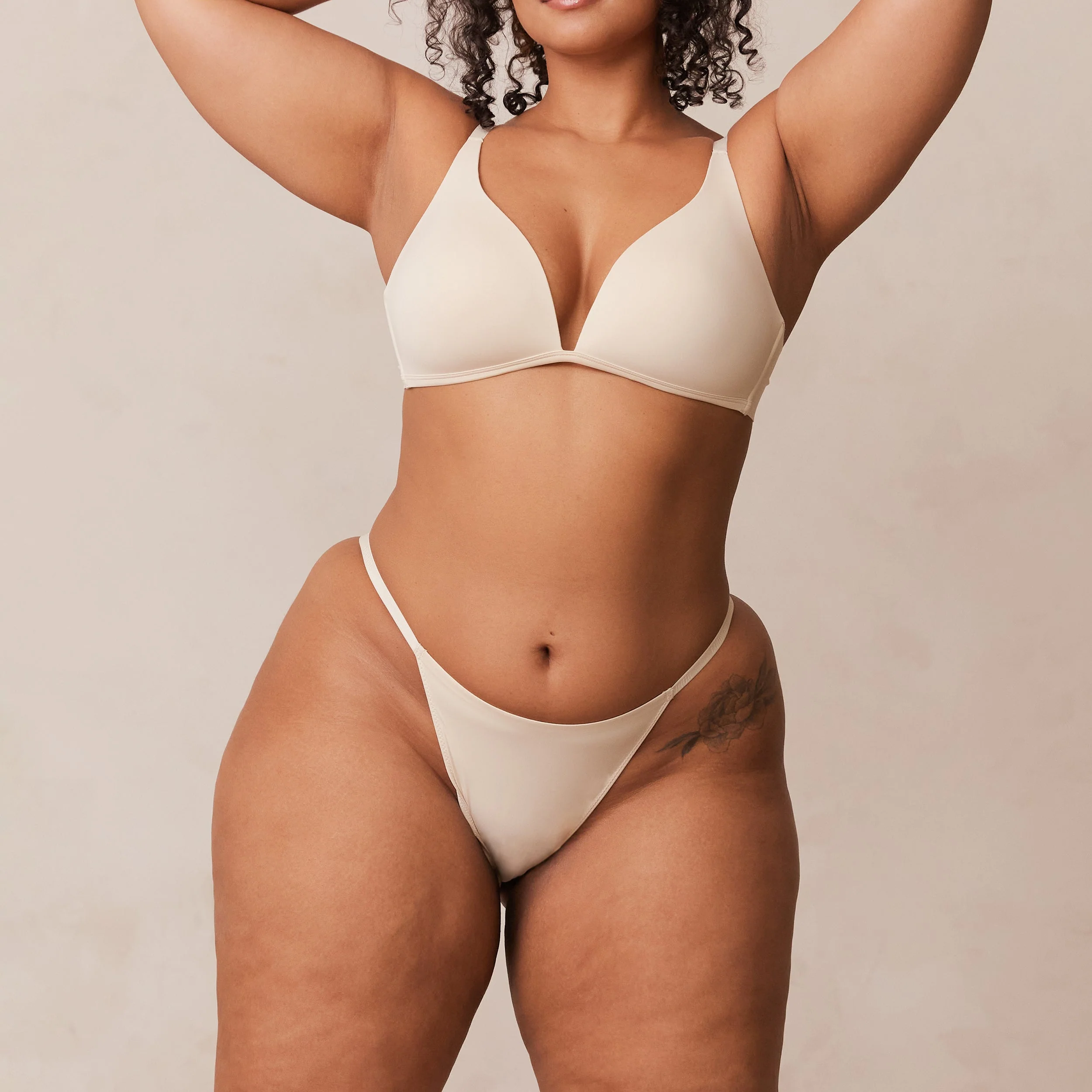 Light Non-wire Plunge T-shirt Bra  - Latte - Image 21