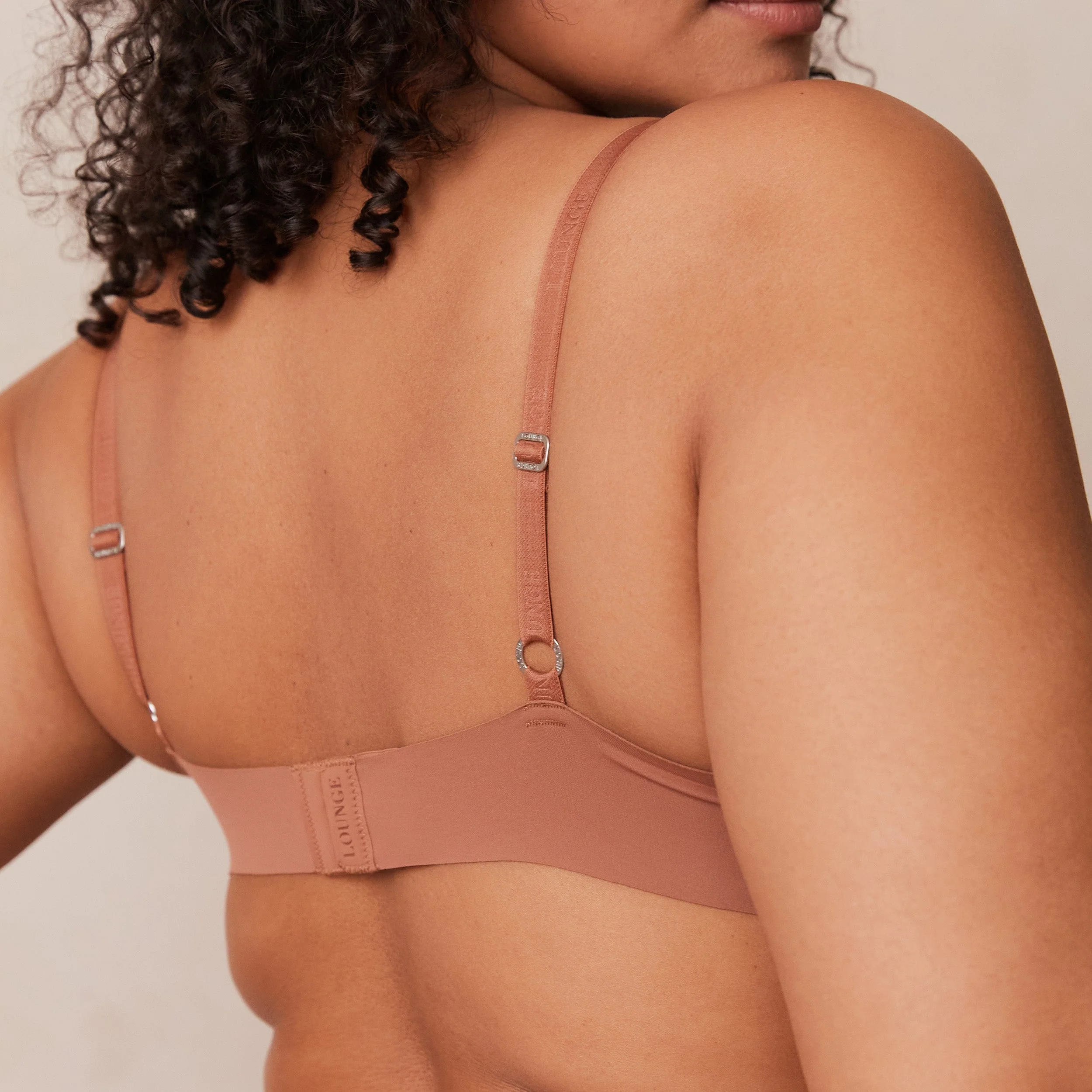 Light Non-wire Plunge T-shirt Bra  - Mocha - Image 10