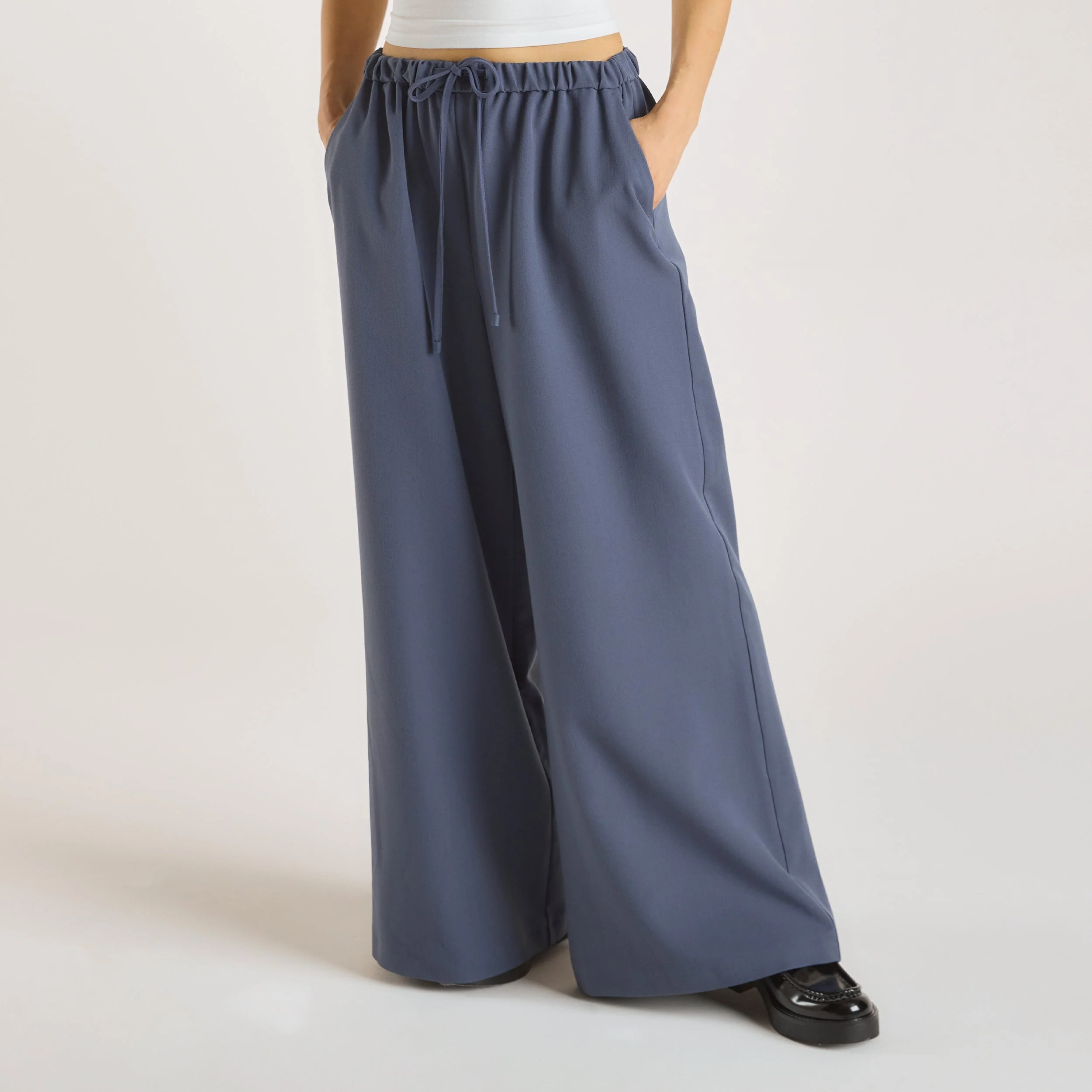 Relaxed-Fit Tailored Pants - Blue - Image 3