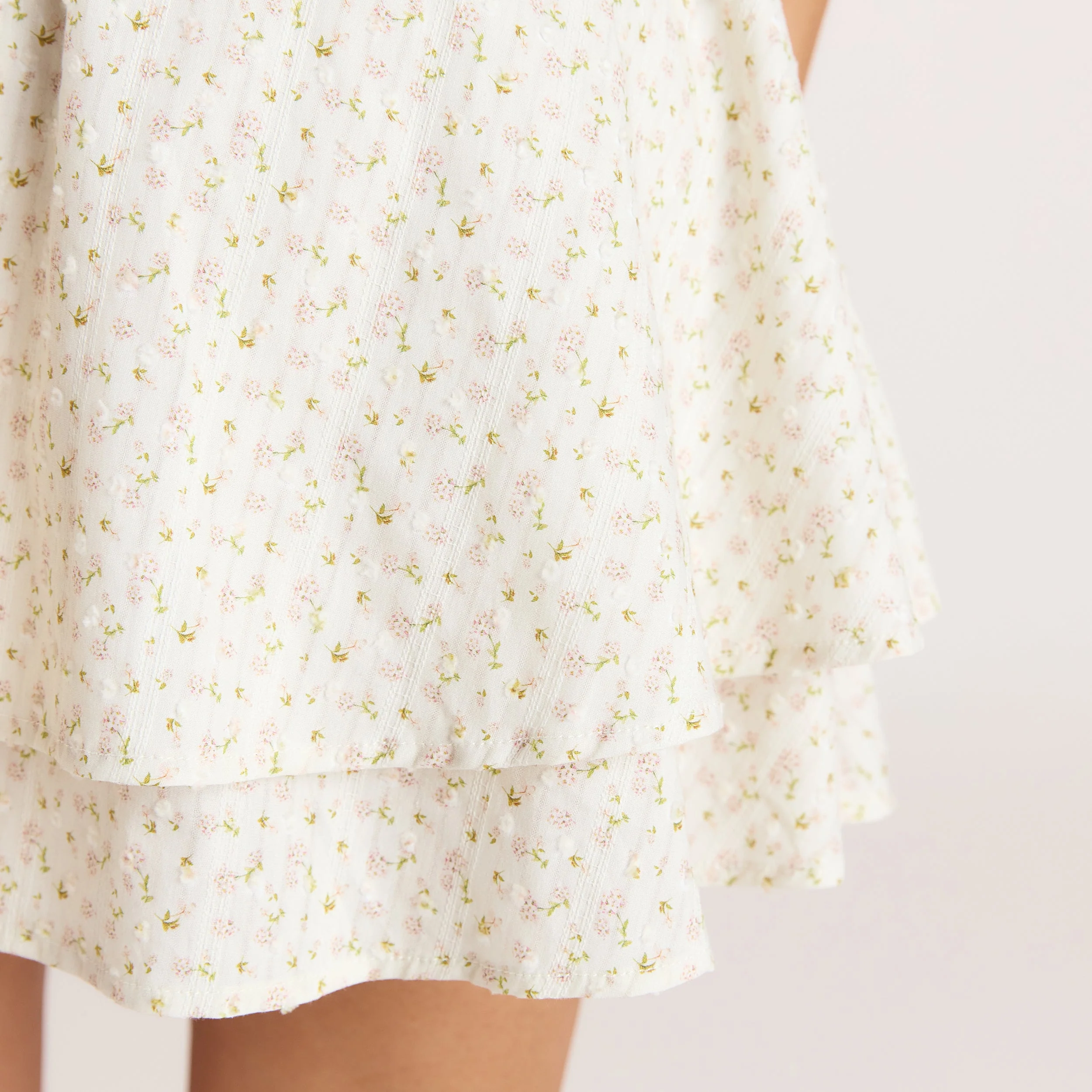 Short-Sleeve Lace Mini Dress - Cream Floral - Image 6