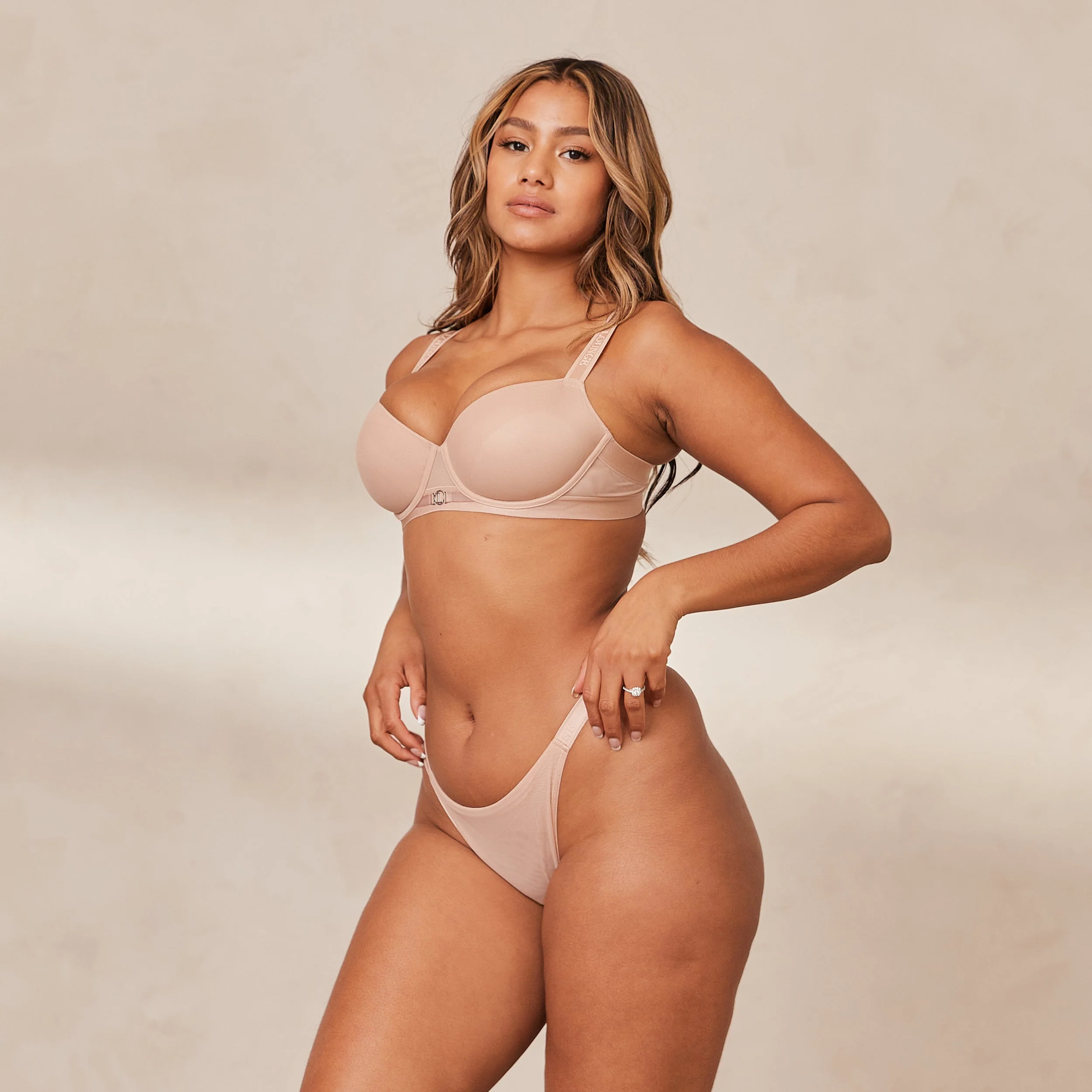 Smooth Mesh T-shirt Bra  - Taupe - Image 11