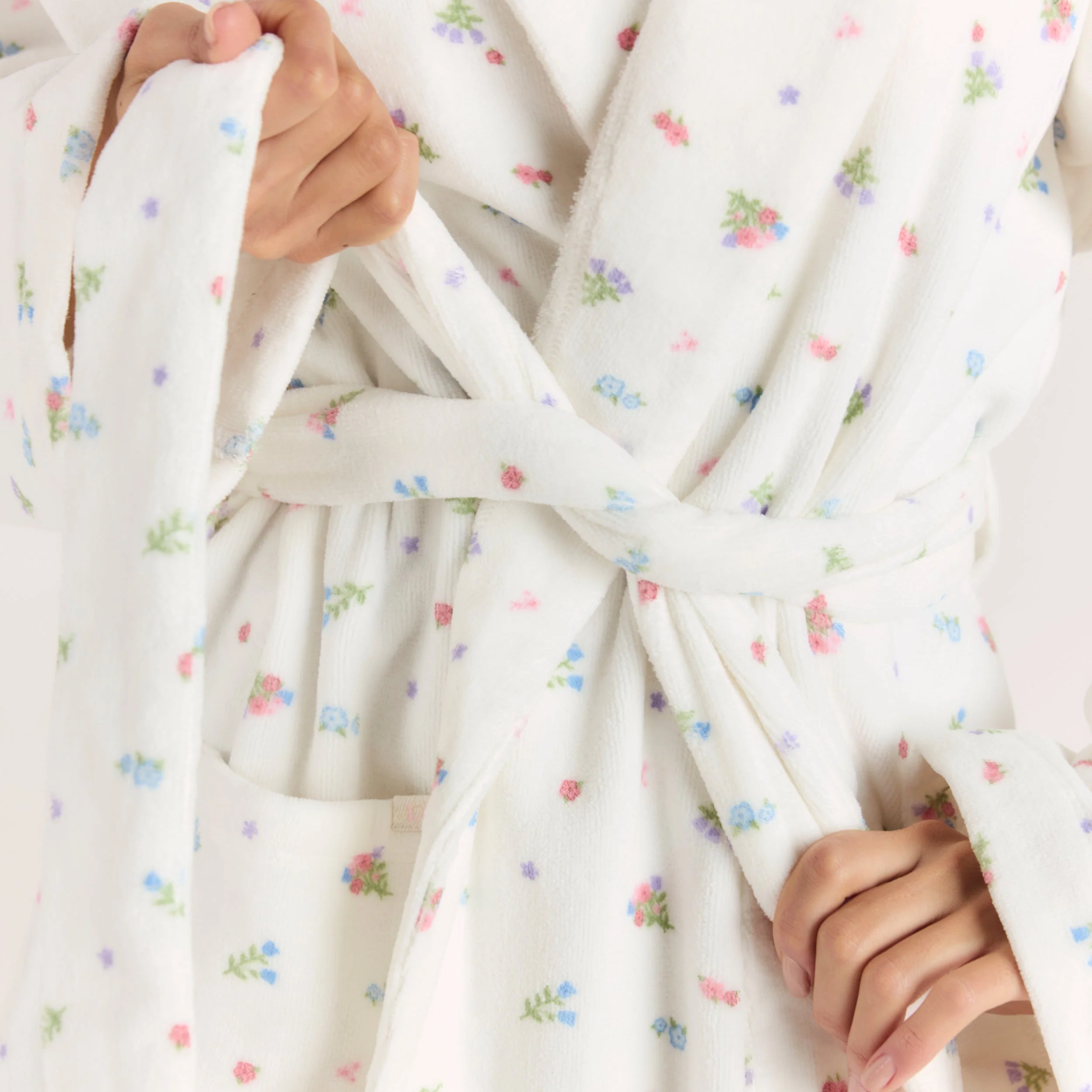 Towelling Bathrobe - White Print - Image 4