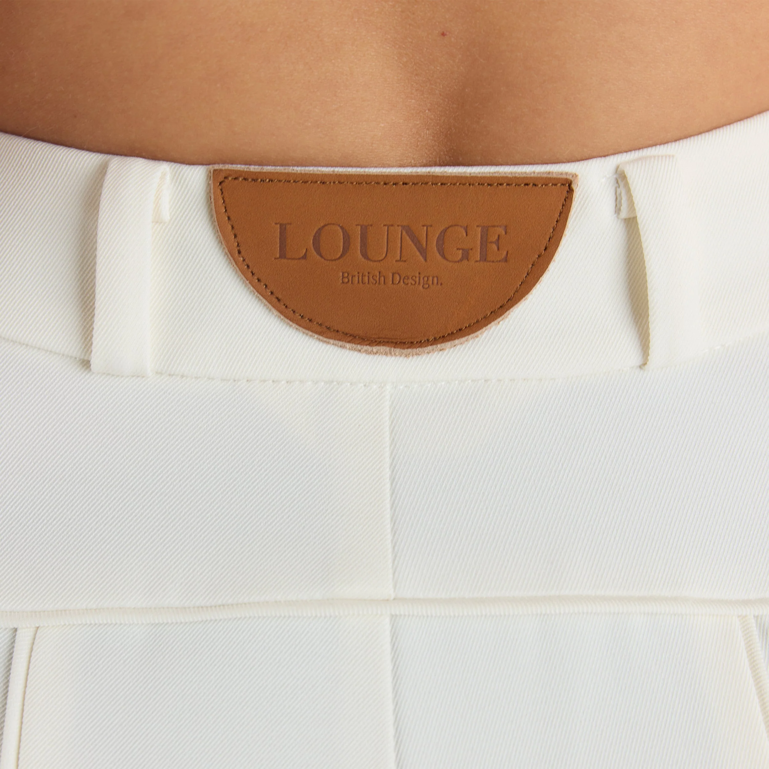 Wide-Leg Pleat Detail Pants - Off White - Image 4